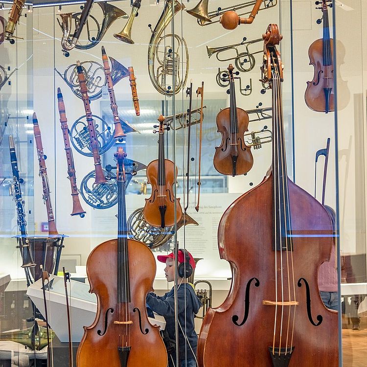 Streichinstrumente Streichinstrumente Musik.