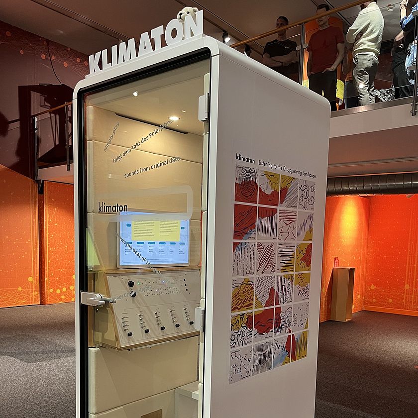 Klanginstallation Klimaton im Bereich KI:Aktuell