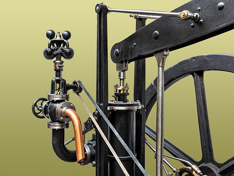 Ausstellung_KraftmaschinenCD_L_7596_133.jpg Power Machinery exhibition.